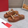 أعلى مصمم جودة Vlogo Sandals الشهيرة v منصة الكعب أحذية الرمال الرملية Miller Shoes Leather Fashion Women 5433