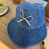 Berretti Fiocco Nodo Ricamato Cappello a tesa larga Denim da esterno Versatile Pescatore da ragazza Corea Elegante e carino Parasole estivo