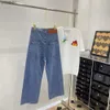 Jeans da donna primavera e stampati jeans casual a gamba dritta tessuto denim forma comoda non può palla versione gamba dritta della moda per il tempo libero.CC240304