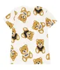 Masowe chłopcy dziewczęta niedźwiedzie T-shirt ins Kids Cartoon Letter krótkie koszulki z krótkim rękawem letnie dzieci bawełniane swobodne topy designerskie ubrania s1142