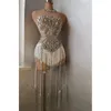 Stage Wear Folk Dance Show Strass Paillettes Franges Justaucorps pour femmes Sexy Mesh Transparent Performance Costume