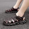Sandaler äkta läder för män skor sommar ihåliga män tå-cap sport mode rygg remmar tjocksolad strand
