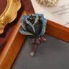 Brooches Morkopela Shiny Rhinestone Rose Brooch Ladies Clothes Flower Romantic Red Blue Pink Jewelry Pin Women Scarf Accessories