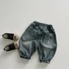 Byxor retro jeans avslappnade och mångsidiga breda benbyxor trendiga barn kläder grossist