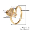 Bagues de cluster Bague de coeur d'amour de luxe avec pierre de cristal clair Chic 18 carats en cuivre plaqué or réglable pour les femmes cadeaux de bijoux fins