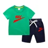 2024 Ragazzo Set abbigliamento per bambini Completo in cotone Abiti estivi per gite Top Pantaloncini 2 pezzi Abbigliamento per bambini 1-13 anni