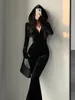TVVovvin Fashion Black Velvet Slim Hooded dragkedja långärmad flare byxor Jumpsuit Rompers koreanska sexiga toppar 9p64 240304