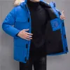 カナディアンファッションオリジナルデザイナーグースダウンジャケットマンデと女性のためのユニバーサルホワイトダックダウン冬の温かいコート自然の本物のアライグマファーカラーダウンジャケット