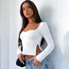 Kvinnors T -skjortor White Square Neck Crop Top Women 2024 Spring Summer Fashion Long Sleeve Side Split Tshirt Y2K Sexig Slim Stretch Corset