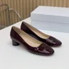 Casual designer de moda feminina sapatos senhora do escritório nu couro genuíno fivela dedo do pé redondo deslizamento em sapatos de salto grosso couro macio
