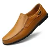 Äkta läder män casual skor lyx varumärke mens loafers moccasins andas slip på svart körning plus storlek 3747 240229