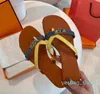 Lyxdesign glider kvinnor tofflor muls fetisch sommar kvinnlig casual flip flops sandaler dam klackar skor