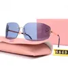 Miumius zonnebril Designer vierkant frame Luxe zonnebril Dames Anti-straling Uv400 Persoonlijkheid Heren Retro brilplaat Hoogwaardig Hoge waarde