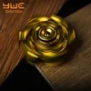 Beyblades Metal Fusion YUC GoBiggeR Pillbugs Lite Fidget Spinner Hot Gyro EDC Adulte Métal Fidget Jouet Autisme Sensoriel Soulagement Du Stress Hommes Jouets Pour Enfants L240304