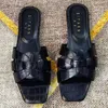 Pantoufles de créateurs Sandales de loisirs antidérapantes Plate-forme en plein air en cuir véritable Mode d'été Chaussures compensées pour pantoufle femme Sandalias taille 35-41