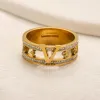 Mulheres menina elegante designer marca carta banda anéis 18k ouro prata banhado cristal aço inoxidável amor casamento jóias acesso anel fino escultura anéis de dedo