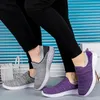 Spedizione gratuita Uomo Donna Mocassini Scarpe da corsa Soft Comfort Nero Bianco Beige Grigio Rosso Viola Blu Verde Scarpe da ginnastica da uomo Slip-On Sneakers GAI color26