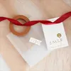 Opakowanie prezentowe 10pcs skórzana torba na tote z wstążką Kartę matronową przezroczyste przyjęcie weselne uprzejme opakowanie