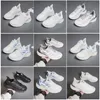 أحذية المشي لمسافات طويلة نساء رجال جديد 2024 Running Flat Shoes Soft Sole Fashion White Black Pink Bule Sports Z 79