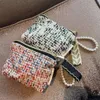 2023 Niche Instagram Xiaoxiangfeng Mini portefeuille de rangement sac de maquillage Portable tricoté mignon petit 910761