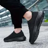 Gai Design Sense Yumuşak Solun Sıradan Yürüyüş Ayakkabıları Spor Ayakkabıları Kadın 2024 Yeni Patlayıcı 100 Süper Hafif Yumuşak Çözük Spor Ayakkabıları Ayakkabılar Renkler 13-48