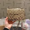 Womens Classic Mini Flap Quilted Bags Patent Leather Gold Metal Hardware Matelasse Chain Crossbody Shoulder Handbags Turn Lock Outdoor Designer Purse 20X15CM