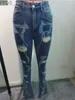 Jeans mit gewaschener, getragener Passform, Sommermode, Loch, gerissener Rand, weiß, gerade Form, hohe Taille, 240304