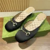 Элегантные летние женские тапочки сандалии дизайнер дизайнер мод Y Diamond Slippers сладкий черный женский пляж на улице на улице Большие