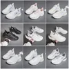 Chaussures masculines Randage de nouvelles femmes coulant chaussures plates Soft Sole Fashion Blanc Black Rose rose Bule confortable Sports Z220 5 75 7