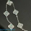 2024Jewelry Designer Vans Four-Leaf Clover Armband Four Leaf Gräsarmband Kvinna Fem Flower Laser Platinum Carved Carving Craft Vinkelljus