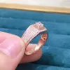 Anello di fidanzamento da uomo in oro rosa massiccio 18 carati con diamante da 0,3 ct, anello di fidanzamento maschile con fascia larga da sposa squisita, con pavé di diamanti