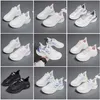 Chaussures de sport pour hommes femmes Triple White Black baskets de sport pour hommes GAI-17