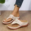 Slipare Sandaler Clip Toe Women Wedge 2023 Summer Hollow Crystal Platform Low Heels Beach Shoes Woman Chanclash2434