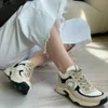 lyxdesigner sneaker mens ny läder vit run sko platt klack utomhus spår casual plattform kvinnor fotboll tennis sko flicka basket andningsskor