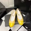 Zapatillas vestido 2024 novedad de verano cadena fragante anillo para los pies Mary Jane Ballet princesa único estilo de hadas zapatos de cuero pequeños