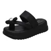 Sandaler Eva Floral Sandal på grund av Black Unisex Slipper Shoes Original Tennis för kvinnor Sneakers Sport On Sale Fashionable Play