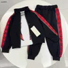 Populaire babykleding jongens tracksuits kinderen driedelige sportpak maat 100-150 cm logo printen hoodie jassen en broek 24feb20