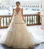 Robe de mariée de campagne rustique en dentelle de luxe avec volants élégant col en V profond une ligne robe de mariée princesse robe de mariée dos nu sexy Vestios Novia Robes De Mariee 2024