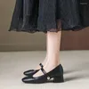 Scarpe eleganti Mary Janes da donna in pelle verniciata con tacco spesso testa tonda bocca poco profonda con calzature femminili Zapatos Para Mujeres