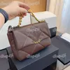 Stylowa 19 kobiet na ramię 26 cm Travel Airport Torby Złota sprzętowy luksusowa torebka oryginalna łańcuch Matelasse Crossbody duża pojemność pod pamiątką