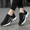 Casual Sports Walking Design Female Sense 2024 Nytt explosivt 100 Super Lightweight Soft Soled Sneakers Shoes Colors-126 Storlek 35-4 37