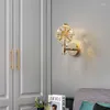 Vägglampa Lyxig kreativ kristall G4 -monterade lampor SCONCE GULD FÄRG FÖR HALL BEDSIDE BEDSIDE vardagsrum Dekoration 96V 24