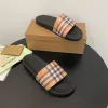 Designer tofflor broderad lädernätstopp Slipper män kvinnor gitter glider plattform sandaler platt brun gummi flip flops