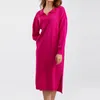 Casual Dresses Kvinnors långa kjolklänning V Neck Sleeve Stick Loose Clothing Plus-size Solid Color Women Maxi Robe