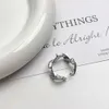Pierścień designerski VivieneWestwoods Western Cesarzowa Złożona Wstążka Pierścień Glazela Emalia jest unikalnym i niszowym projektem dla kobiet