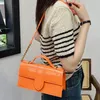 Sacos de noite Francês Nicho Designers Sênior Bolsas Mulheres Cruz Corpo Senhoras Sólidas Doces Cor Jelly Messenger Summer Beach Tote Bag