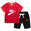 Conjunto de roupas para menino de 1 a 13 anos, camiseta e shorts de manga curta respirável, roupa de verão para bebês meninos