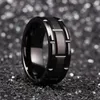 Anéis de casamento moda 8mm padrão de tijolo de aço inoxidável para homens preto escovado duplo sulco banda de noivado jóias