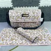 2024MOM BABY DIAPER Bag 3-Piece Set Paris Female Designer Print Multifunktionell Fashion Zipper Hasp One Shoulder Bag Mamma och Girl's Gift Creative F10