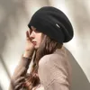 Vrouwelijke Boutique Kasjmiermix Wintermuts Bont Warme Zachte Wol Vrouwen Skullies Mutsen Groothandel Fedora Retro Dame Caps Baret 240226